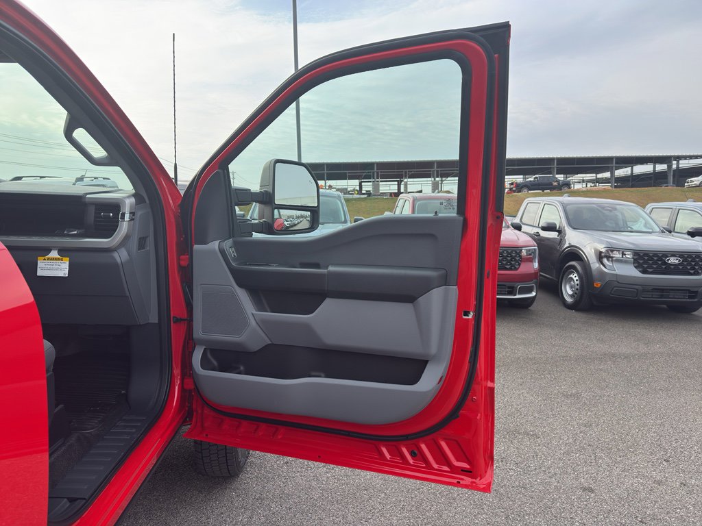 New 2026 Ford F450 XL w/ 360-Degree Camera Package image 15