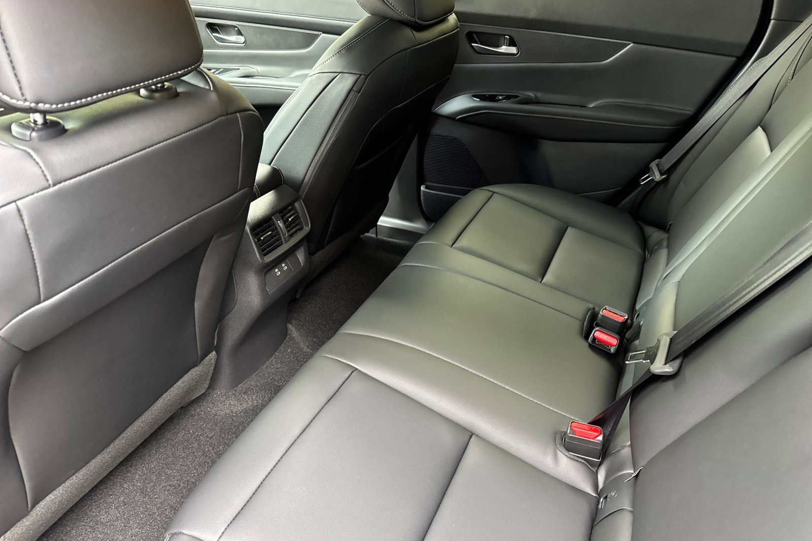 New 2025 Nissan Murano SV w/ Cargo Package image 9