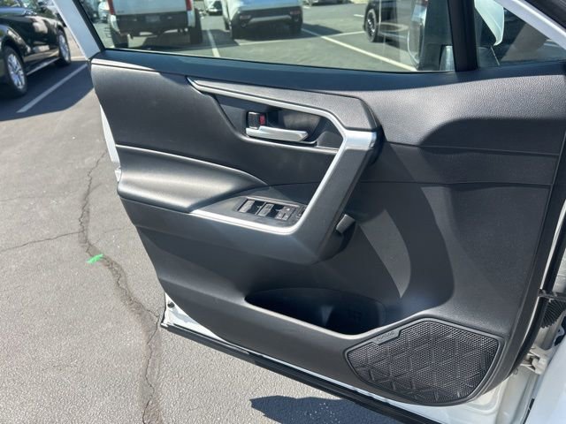 Used 2024 Toyota RAV4 XLE image 29