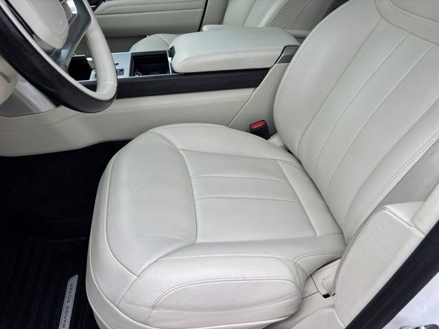 Used 2024 Land Rover Range Rover SE image 22