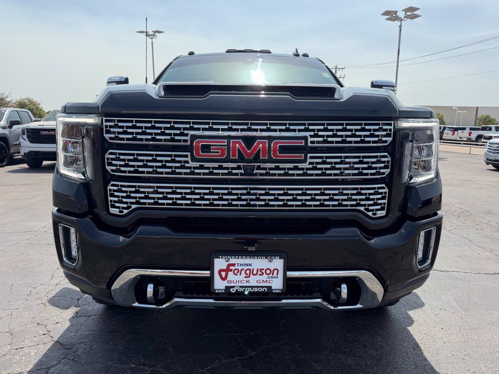 Used 2022 GMC Sierra 3500 Denali AWD/4WD image 8