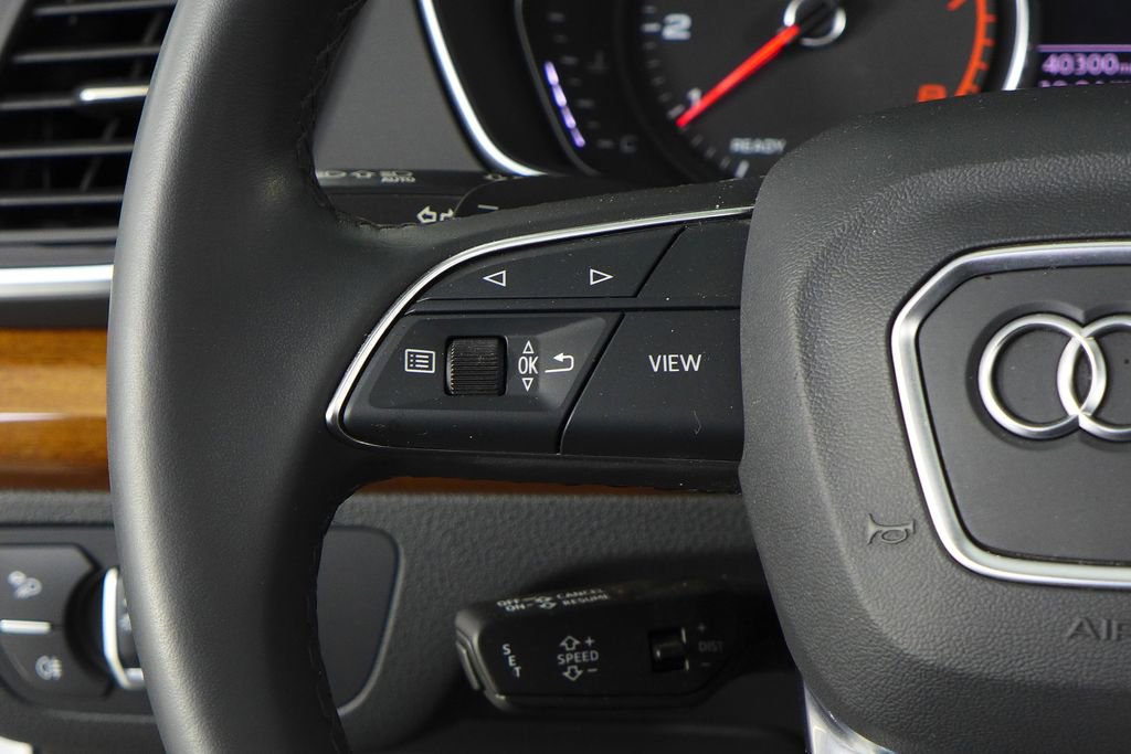 Used 2023 Audi Q5 2.0T Premium w/ Convenience Package image 30