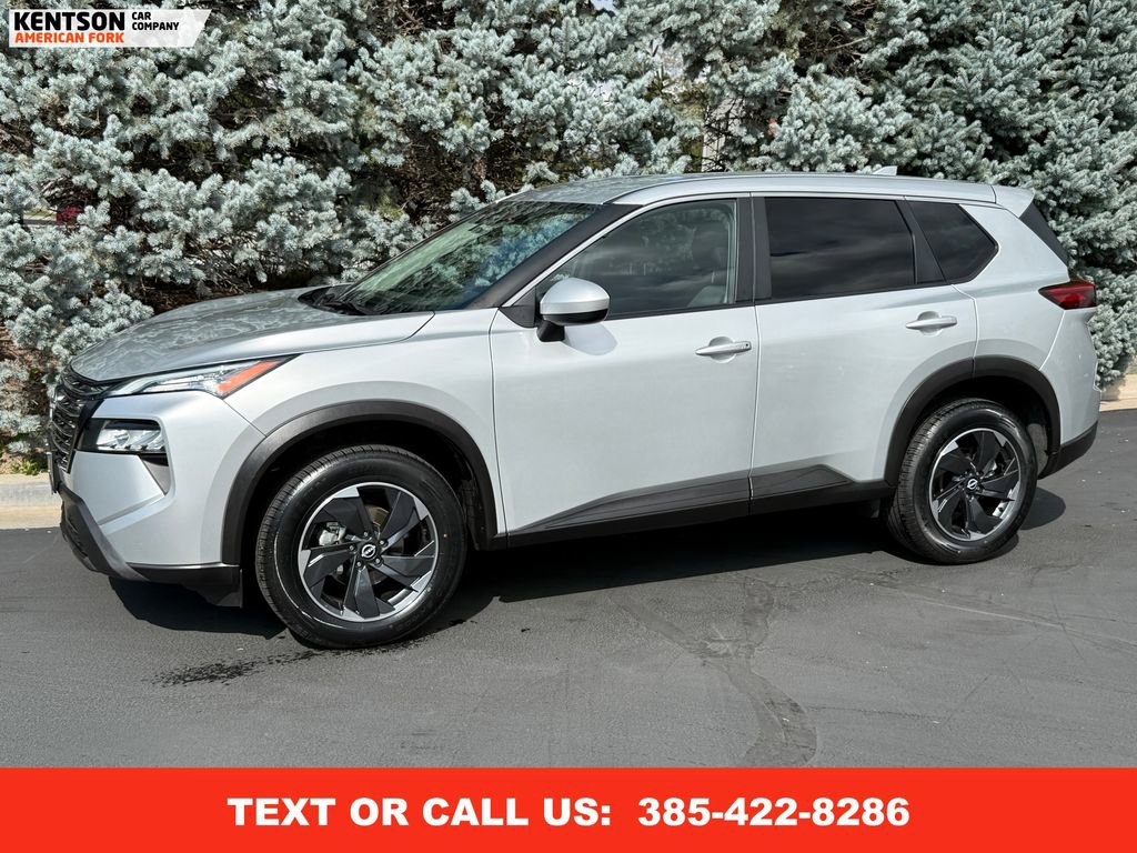 Used 2024 Nissan Rogue SV