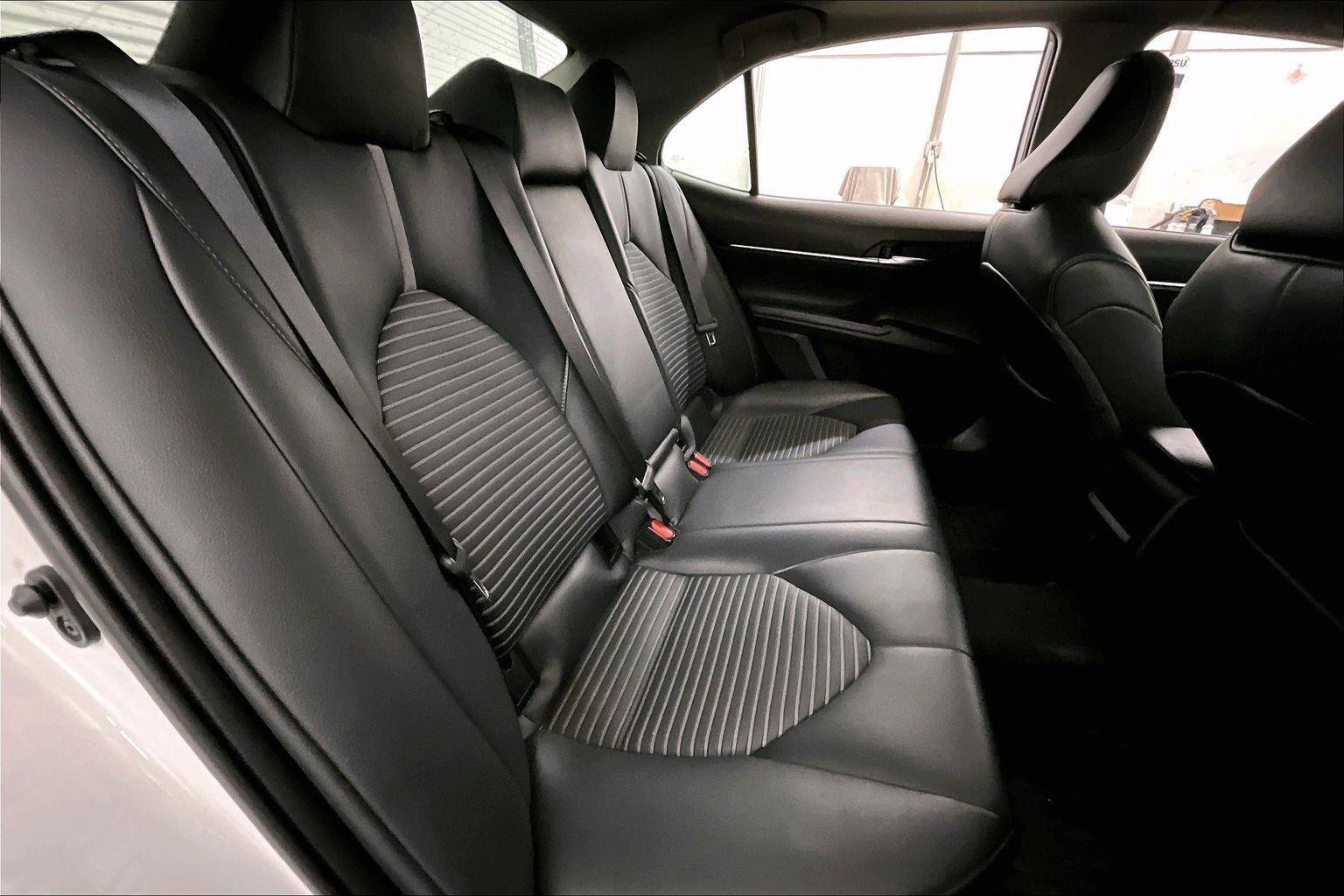 Used 2019 Toyota Camry SE image 26