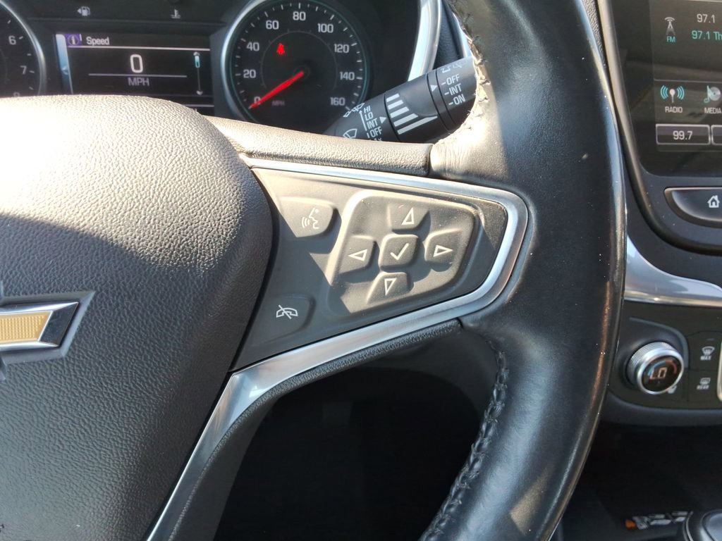 Used 2018 Chevrolet Equinox Premier FWD image 27