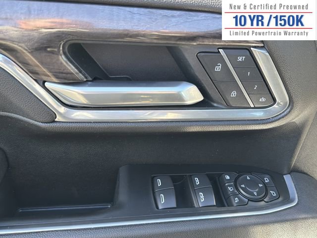 Used 2025 Chevrolet Silverado 2500 LTZ w/ LTZ Plus Package image 17