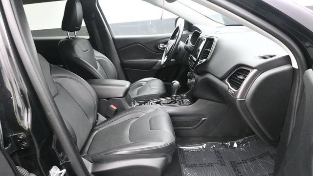 Used 2020 Jeep Cherokee Limited AWD/4WD image 11