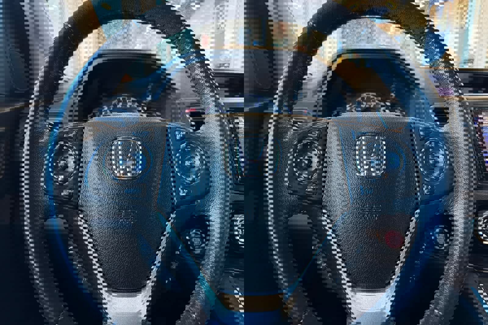 Used 2015 Honda CR-V Touring image 26