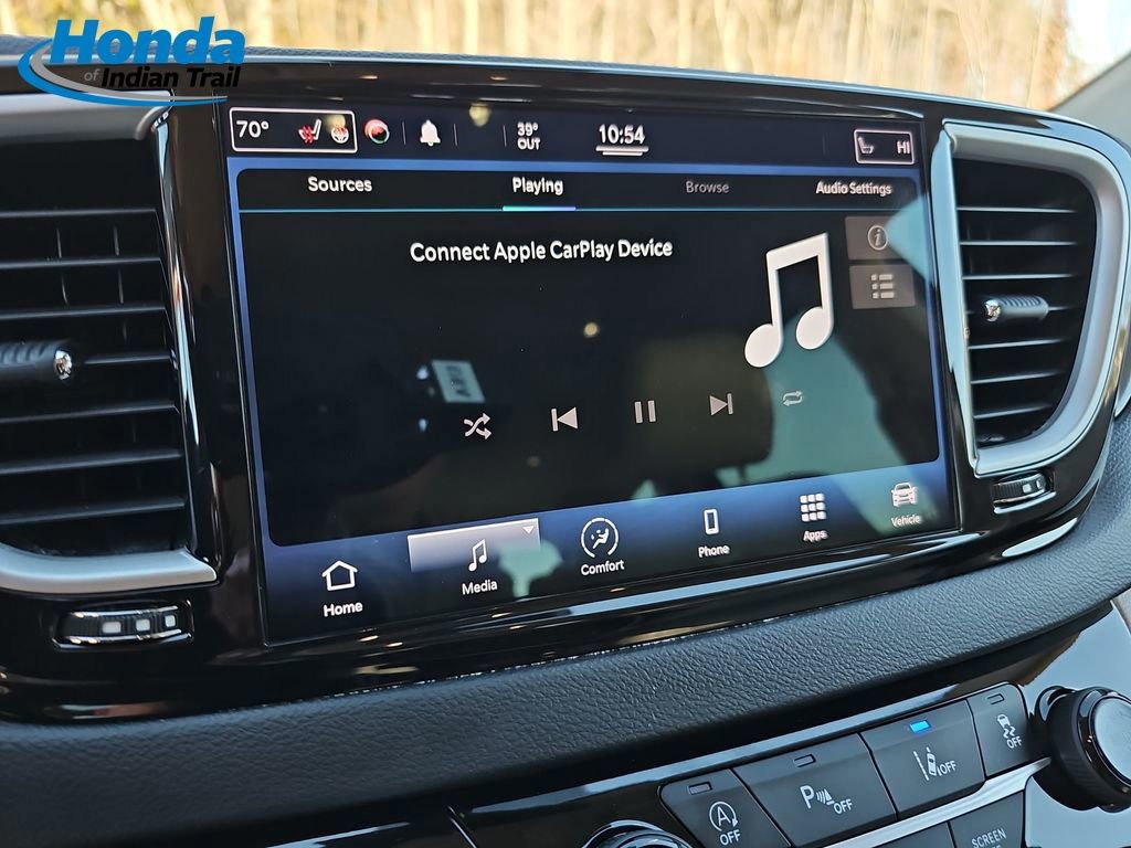 Used 2021 Chrysler Pacifica Touring-L image 24