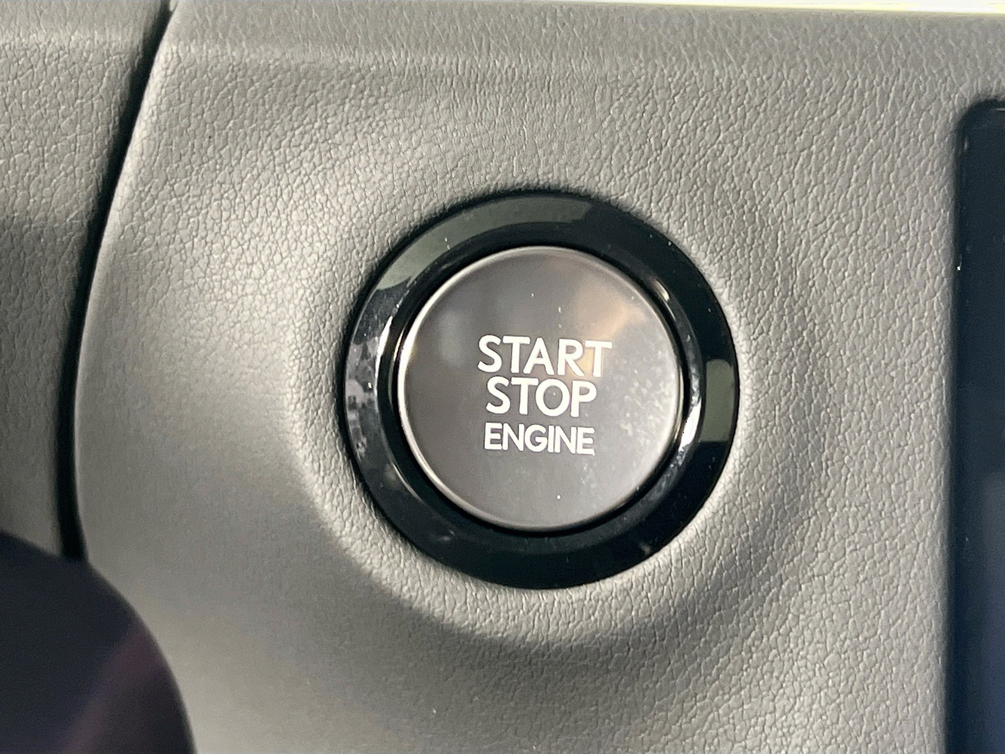Used 2024 Lexus GX 550 w/ Accessory Package (2T) AWD/4WD image 24