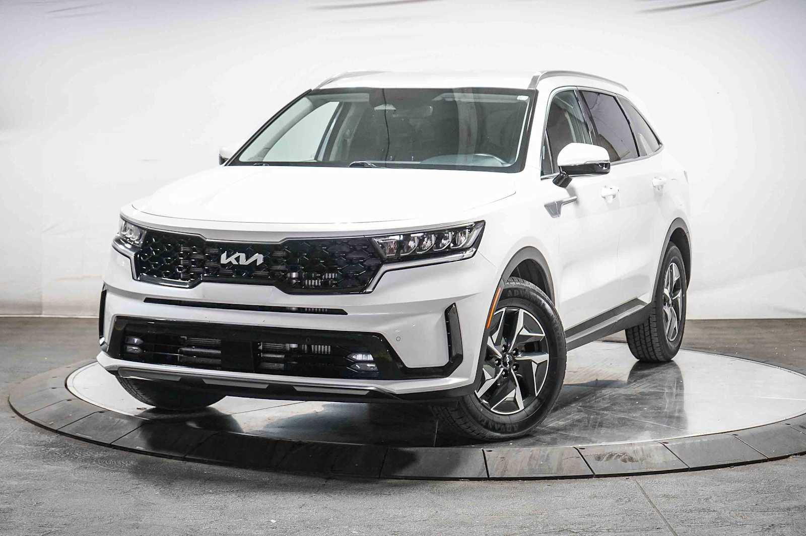 Used 2023 Kia Sorento EX