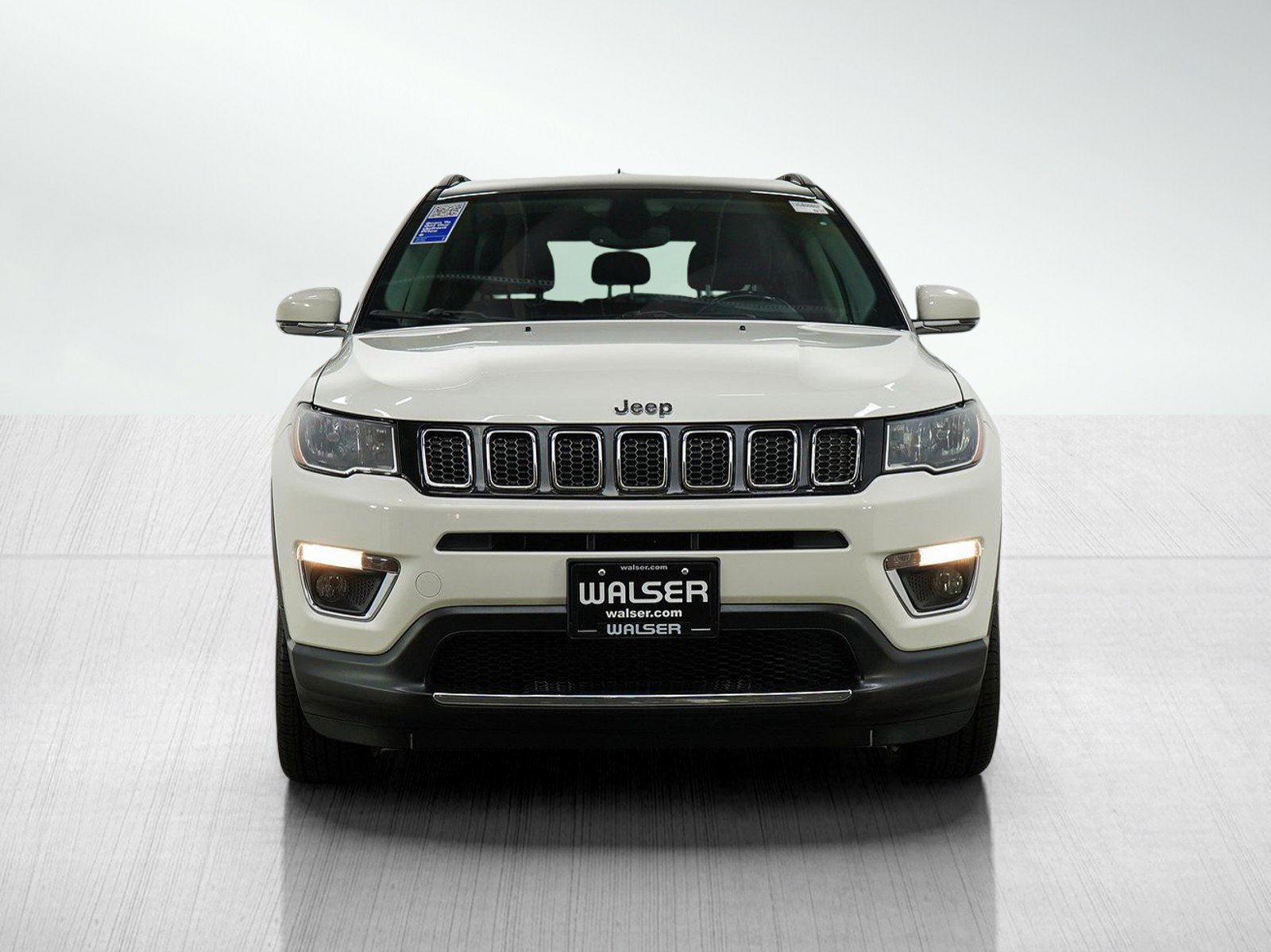 Used 2020 Jeep Compass Limited AWD/4WD image 2