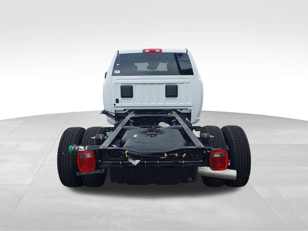 New 2027 RAM 3500 Tradesman w/ Chrome Appearance Group A AWD/4WD image 4