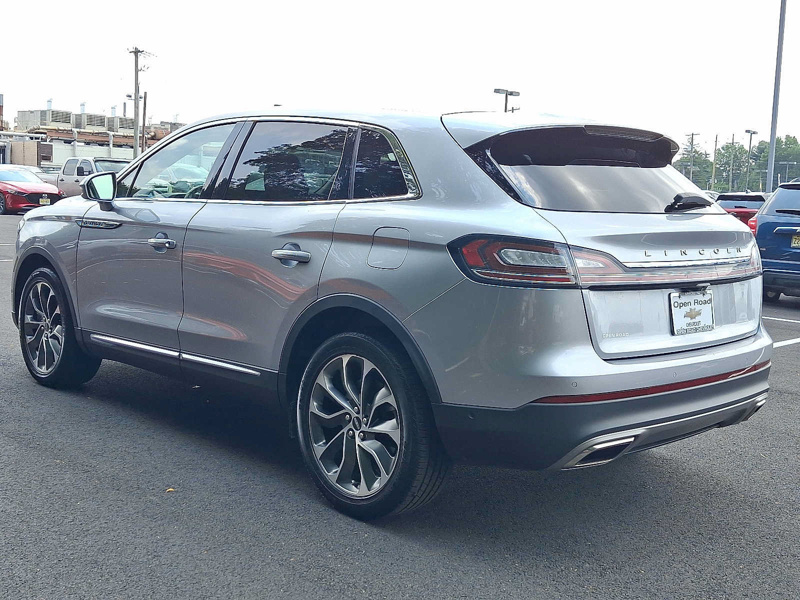Used 2022 Lincoln Nautilus Reserve AWD/4WD image 4
