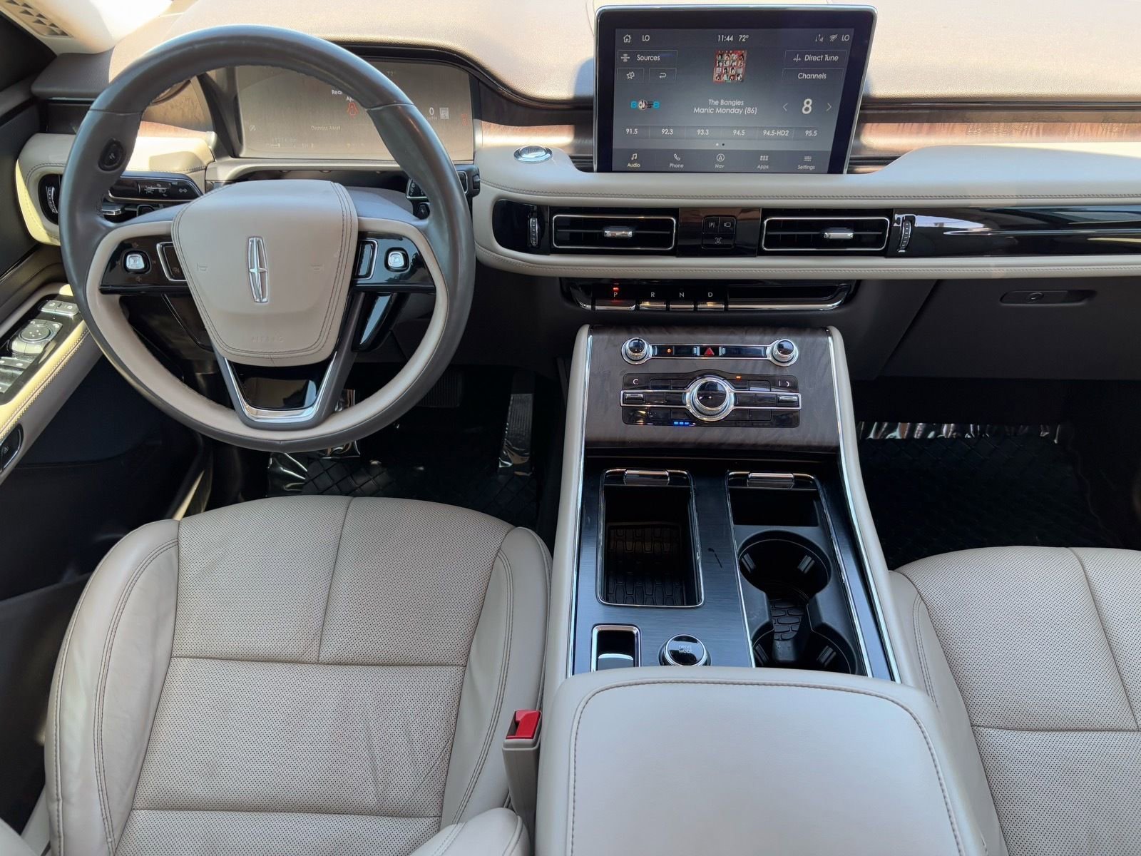 Used 2020 Lincoln Aviator Reserve w/ Equipment Group 201A AWD/4WD image 12