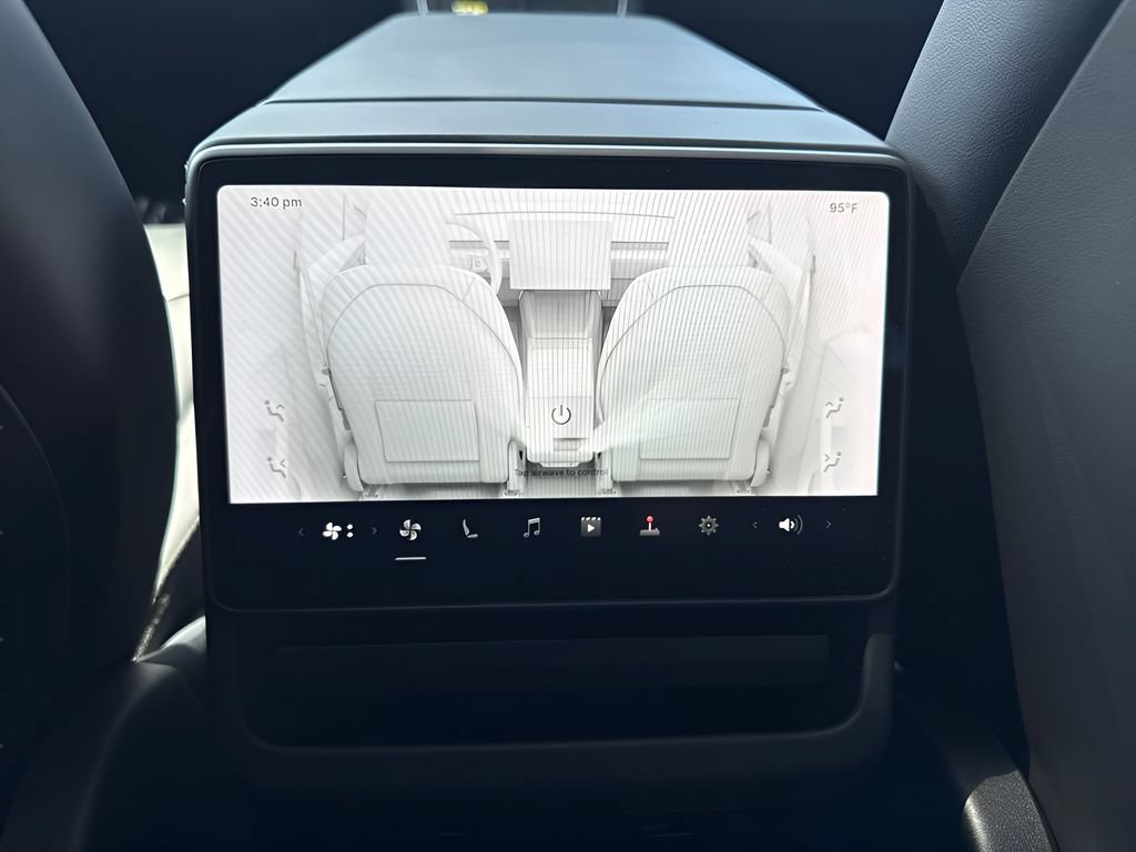 Used 2026 Tesla Model Y 2WD image 13