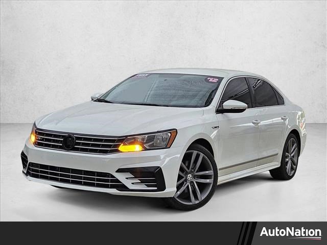 Used 2017 Volkswagen Passat 1.8T R-Line image 1