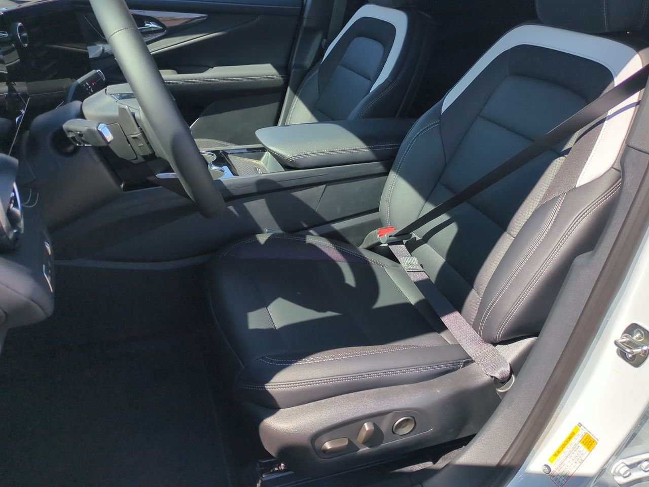 New 2026 Chevrolet Blazer EV LT FWD image 19