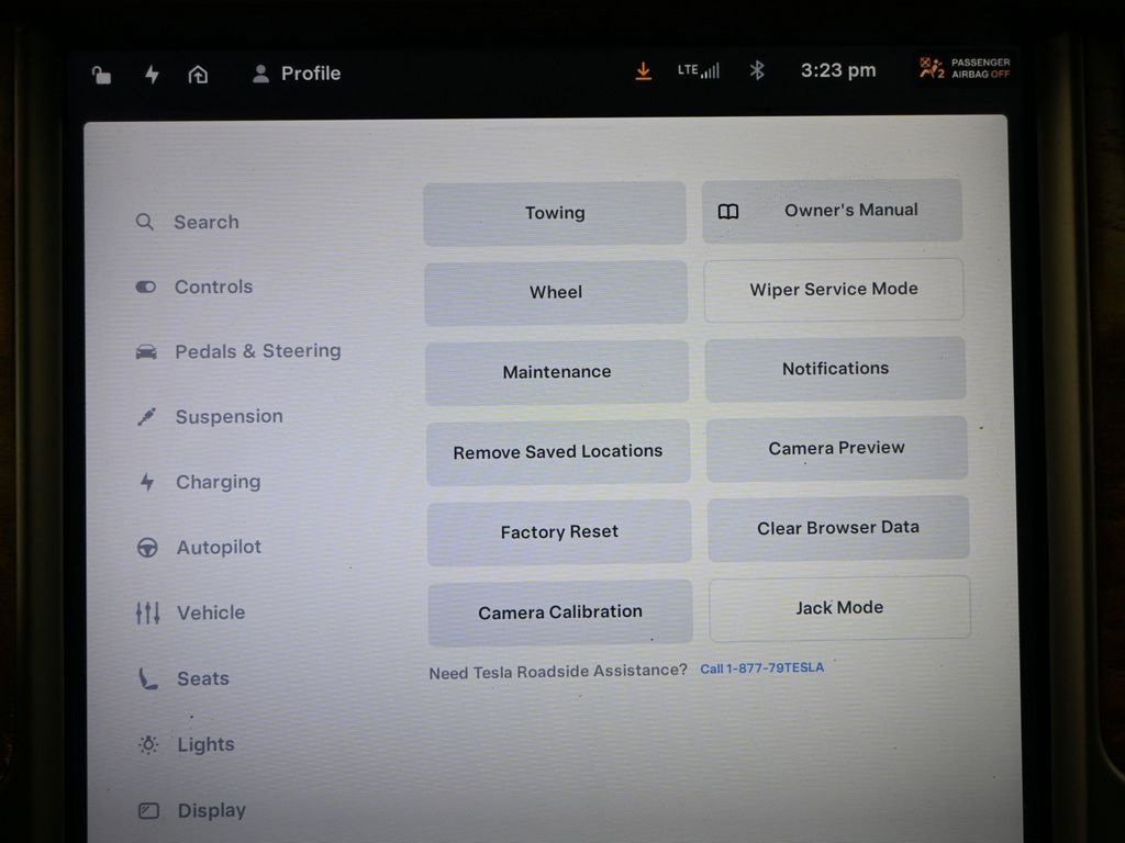 Used 2021 Tesla Model X Long Range image 33