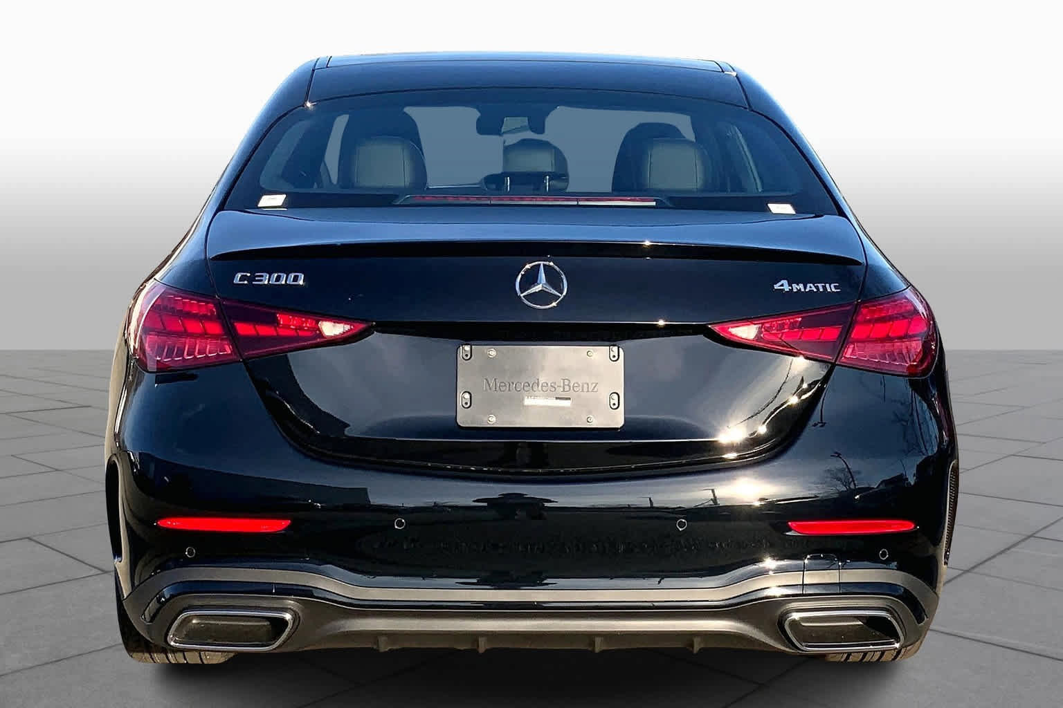 Used 2025 Mercedes-Benz C 300 4MATIC Sedan image 5