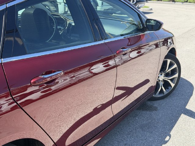 Used 2016 Chrysler 200 C w/ Premium Group FWD image 8
