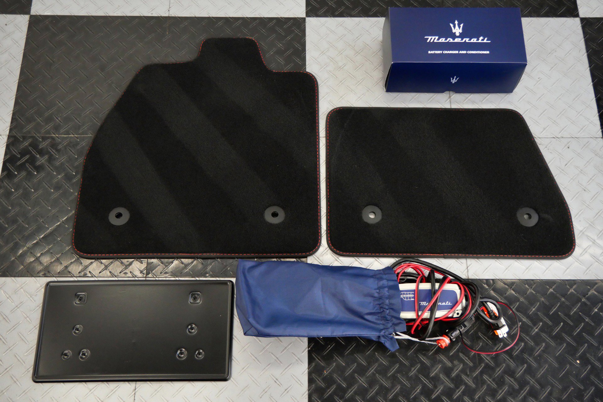 Used 2023 Maserati MC20 Spyder RWD image 31