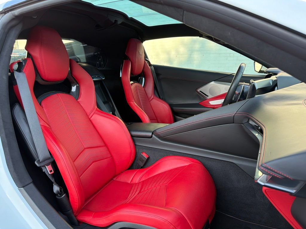 Used 2020 Chevrolet Corvette w/ Z51 Performance Package w/ 3LT Preferred Equipment Group RWD image 11