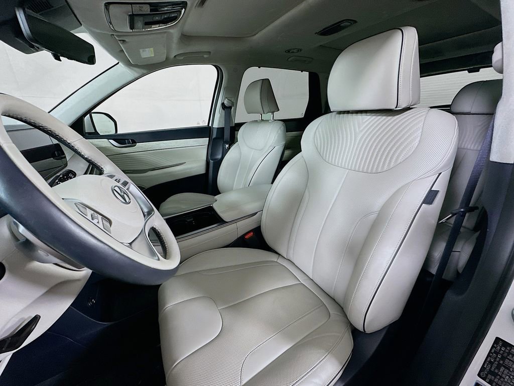 Used 2024 Hyundai Palisade Calligraphy FWD image 16