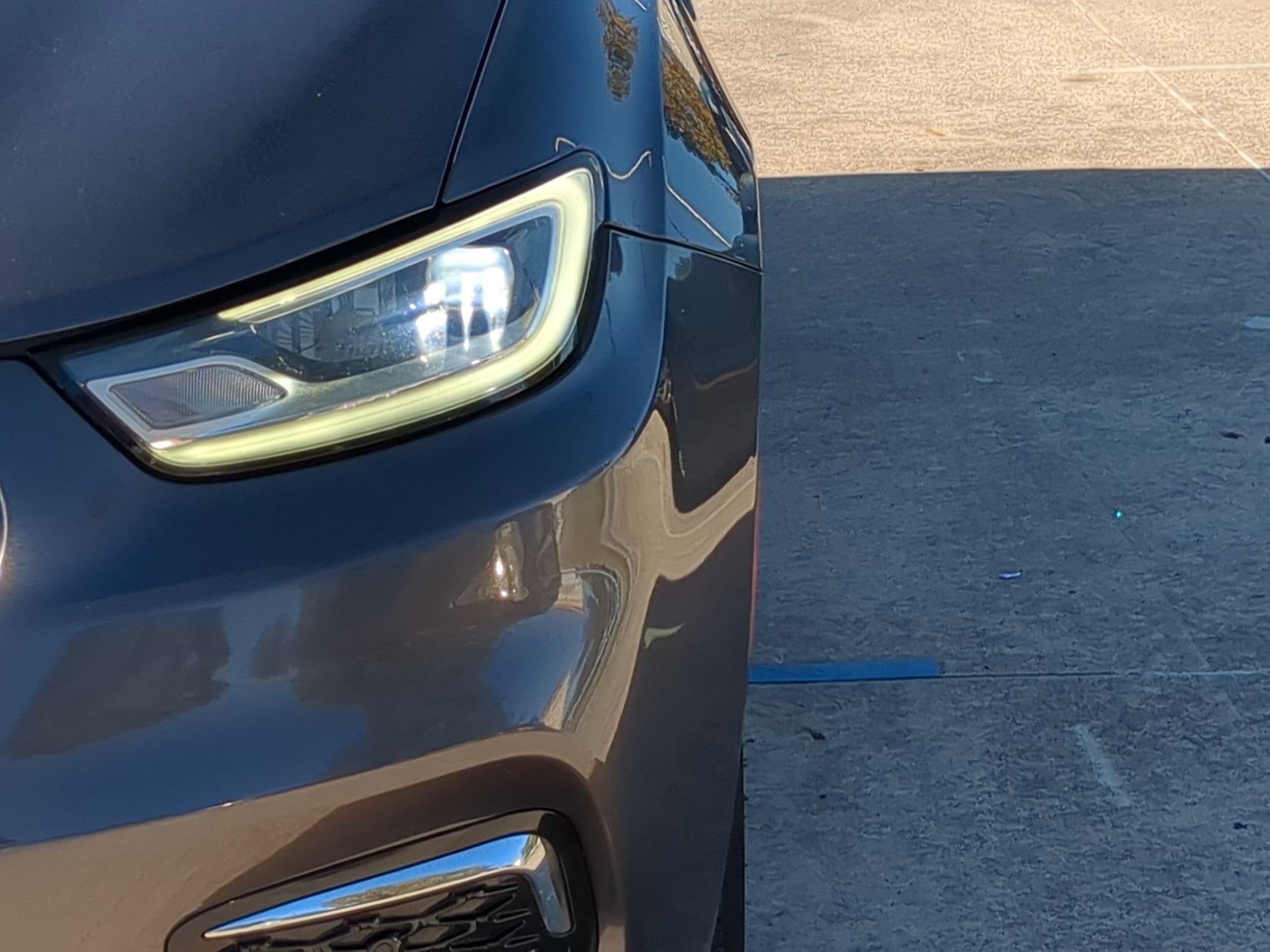 Used 2021 Chrysler Pacifica Touring-L image 10