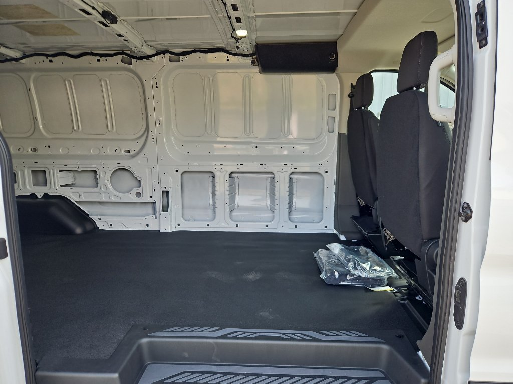Used 2024 Ford E-Transit Low Roof RWD image 20