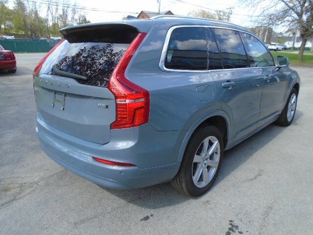 Used 2023 Volvo XC90 B5 Core AWD/4WD image 7