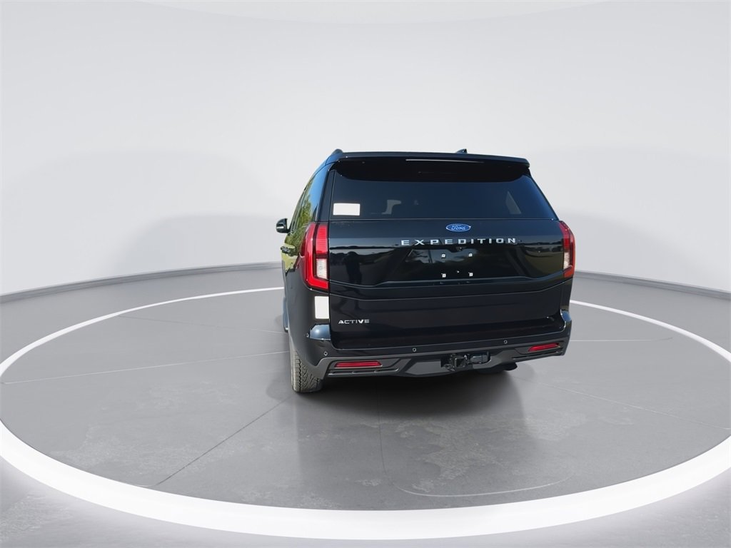 New 2025 Ford Expedition Active image 7