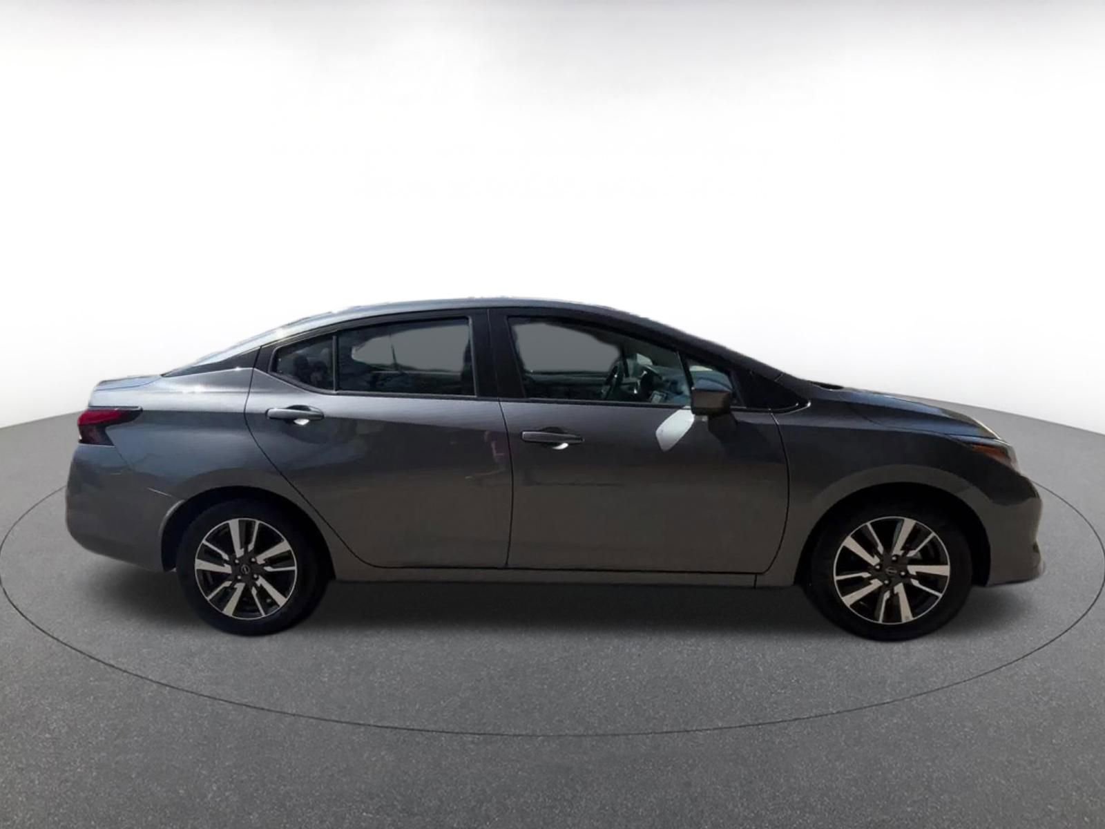 Used 2025 Nissan Versa SV FWD image 16