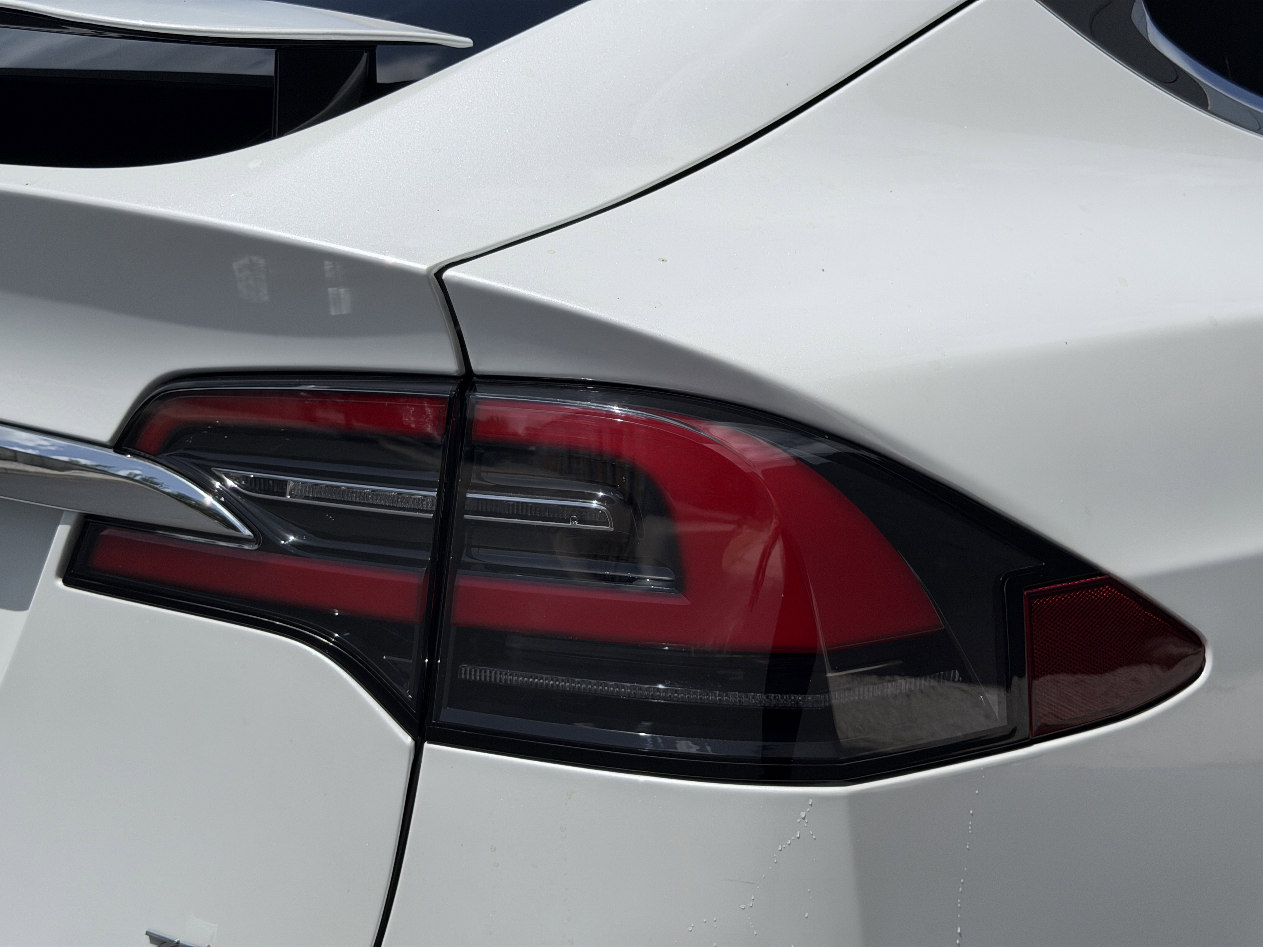 Used 2018 Tesla Model X 75D AWD/4WD image 13
