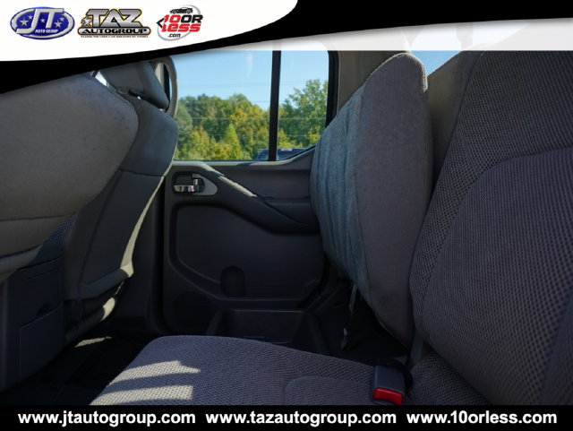 Used 2020 Nissan Frontier SV w/ Midnight Edition Floor Mats AWD/4WD image 19