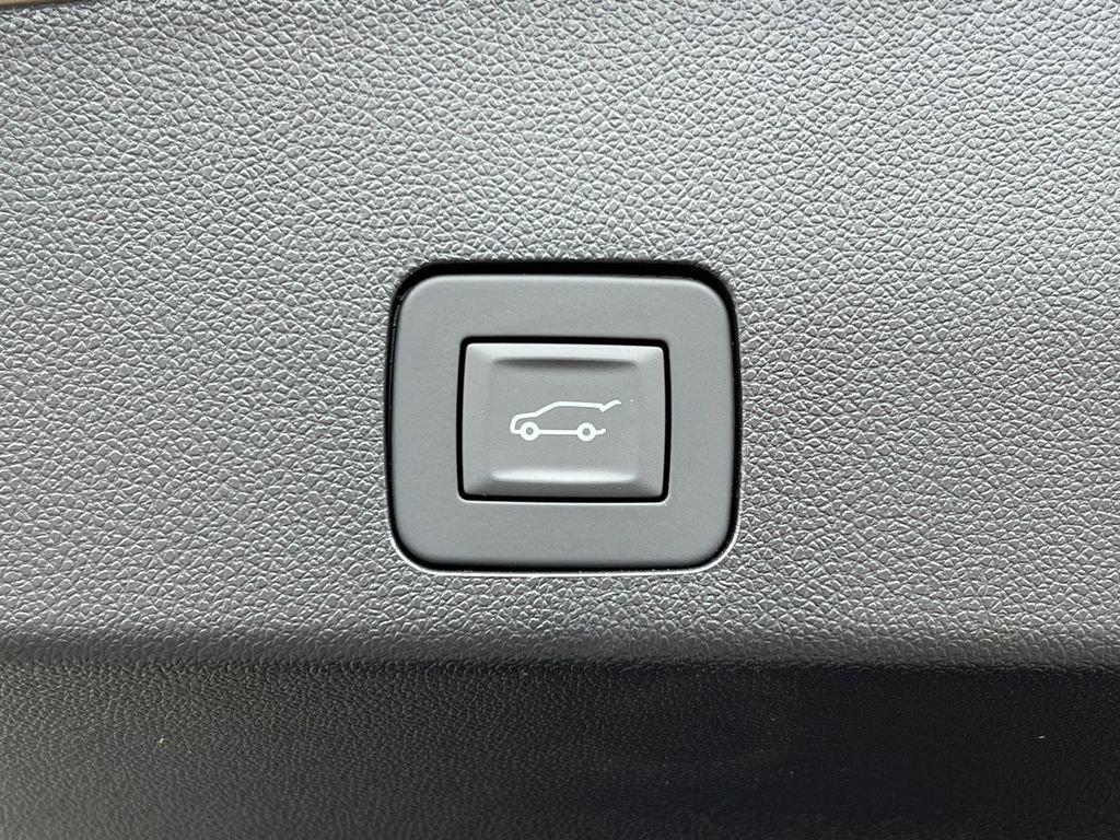 New 2026 Buick Encore GX Sport Touring w/ Studio Series image 31