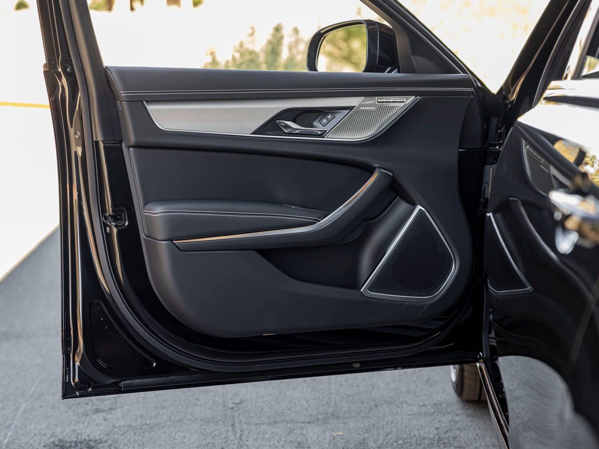 New 2024 Jaguar XF R-Dynamic SE image 12