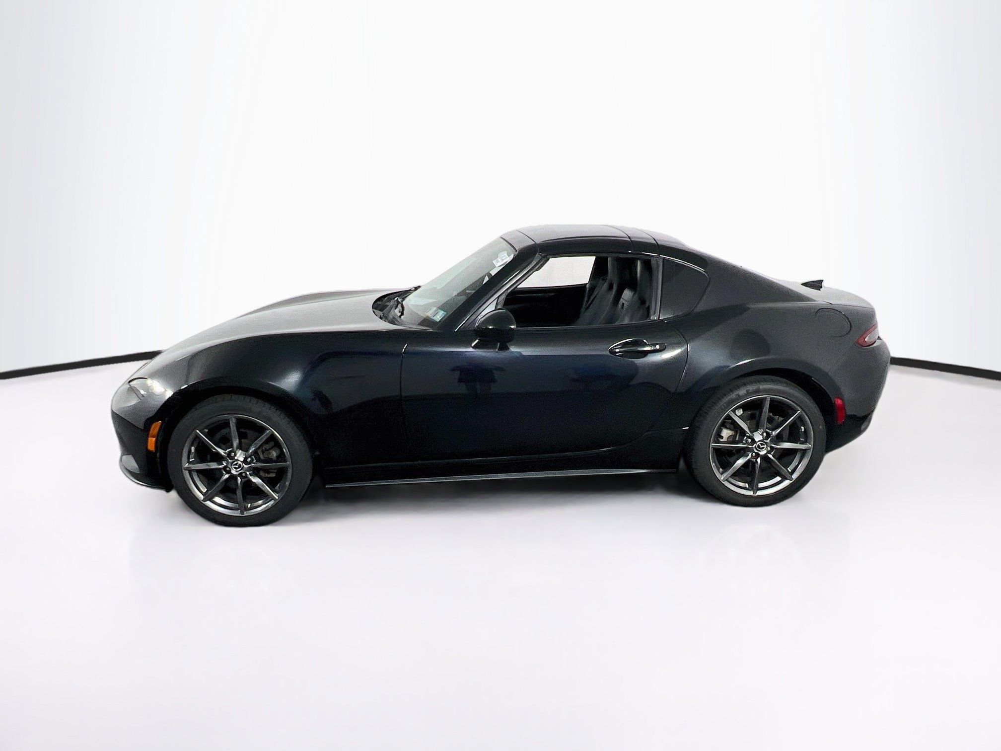 Used 2020 MAZDA MX-5 Miata RF Grand Touring RWD image 8