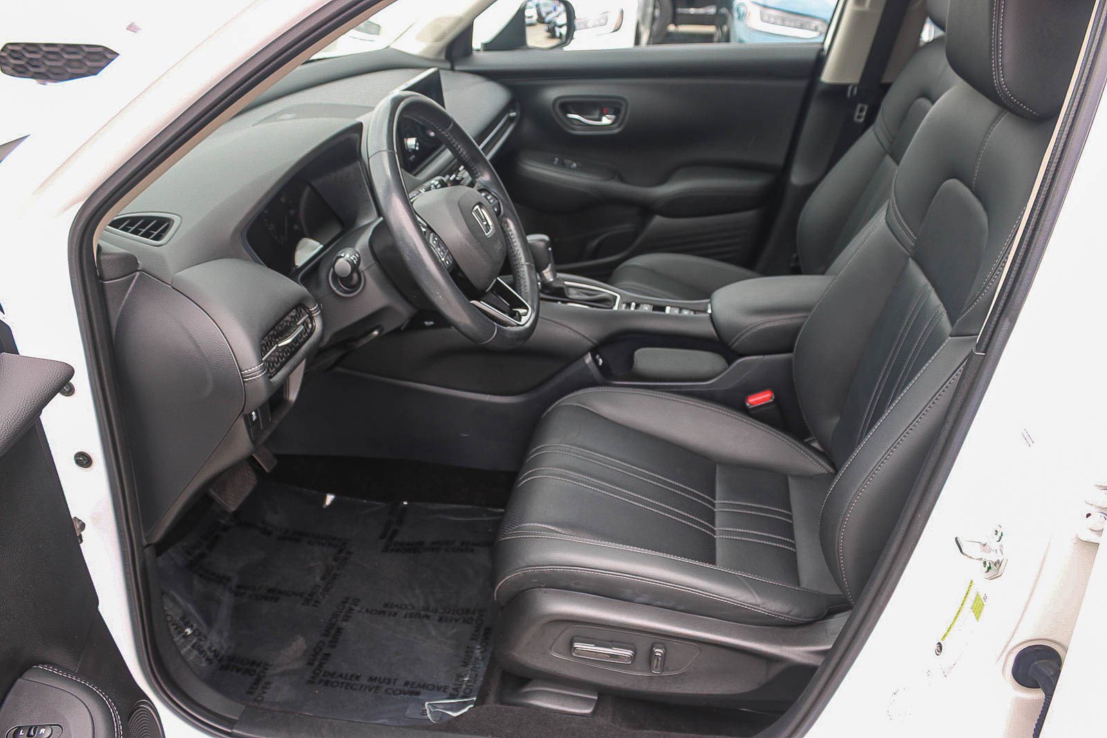 Used 2023 Honda HR-V EX-L image 18