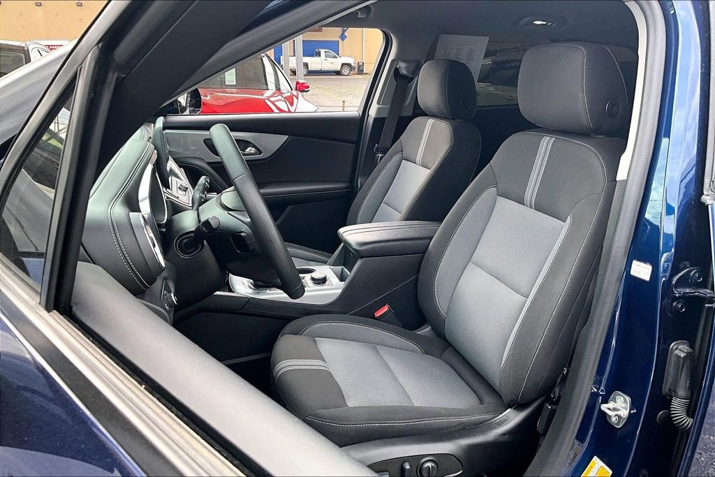 Used 2023 Chevrolet Blazer LT image 35