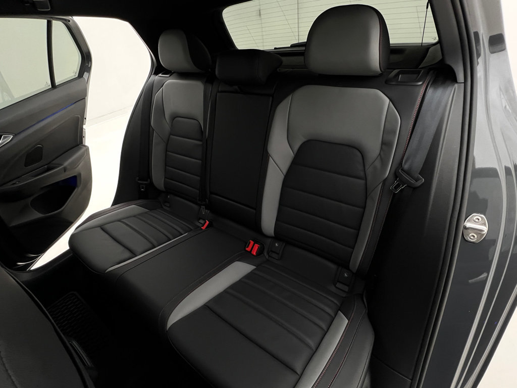 Used 2024 Volkswagen GTI SE FWD image 15