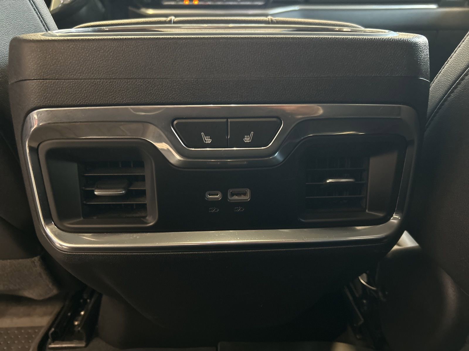 Used 2023 Chevrolet Silverado 1500 LTZ w/ Technology Package image 13