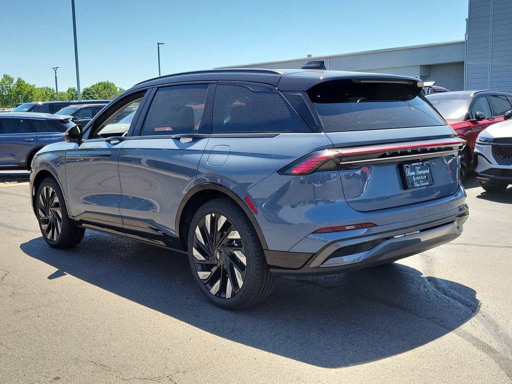 New 2026 Lincoln Nautilus Reserve w/ Jet Appearance Package AWD/4WD image 6