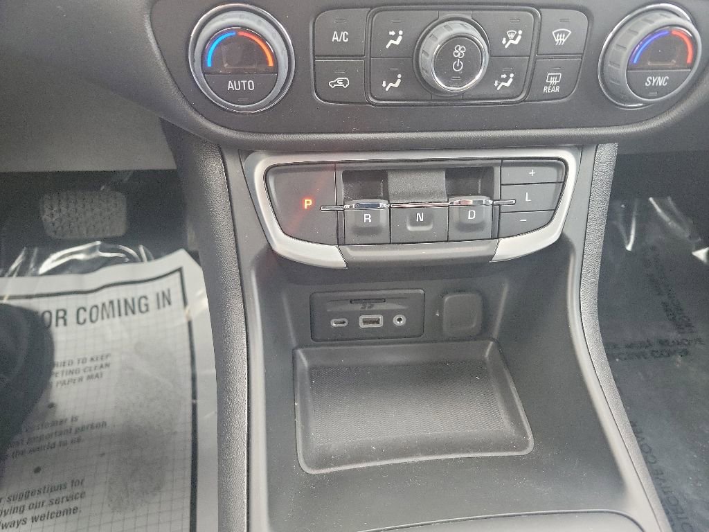 Used 2023 GMC Terrain SLE w/ Driver Convenience Package FWD image 15