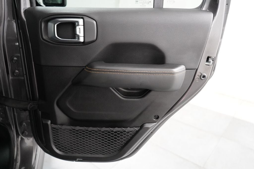 Used 2025 Jeep Wrangler Unlimited Sahara AWD/4WD image 25