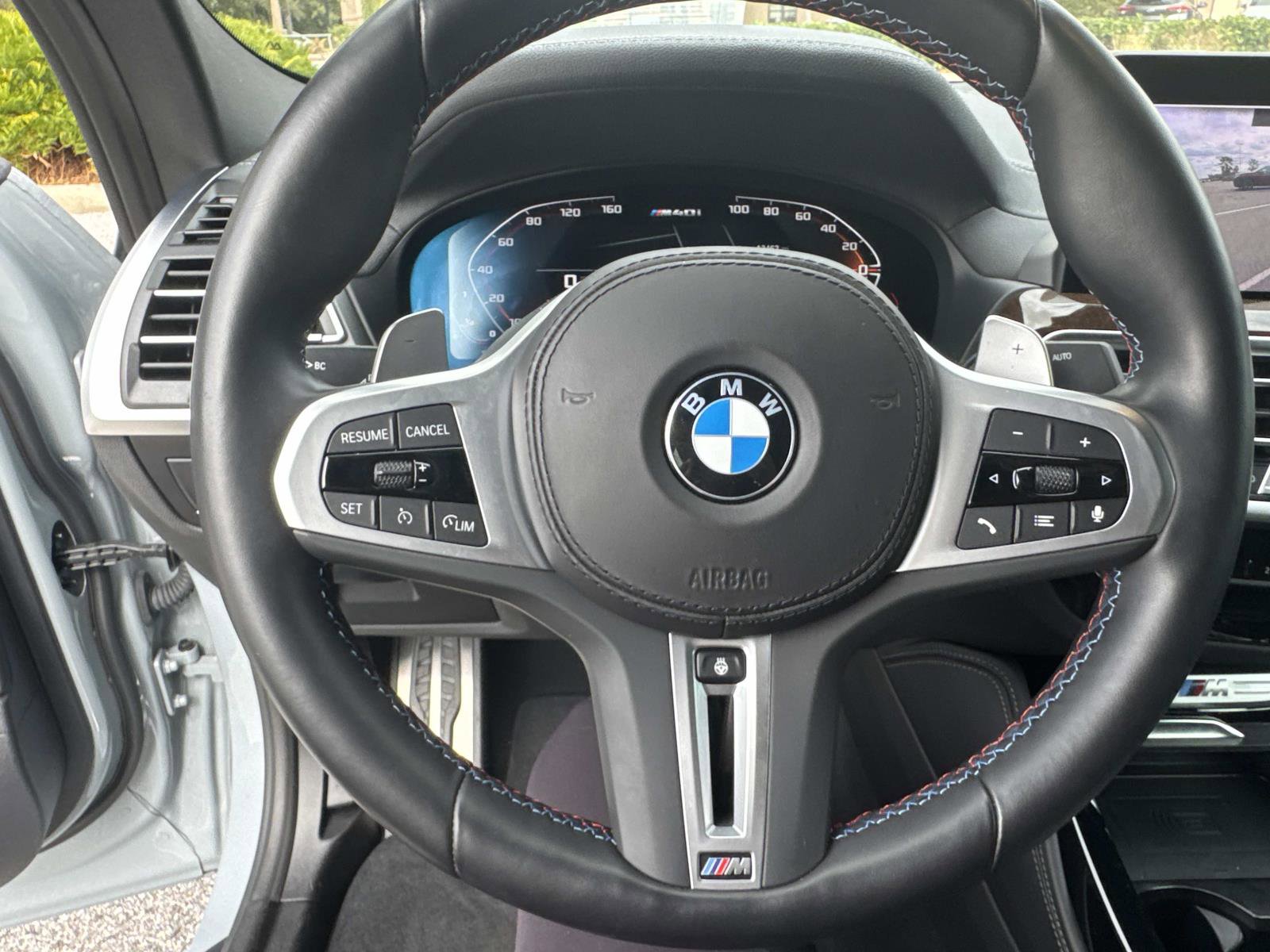 Used 2024 BMW X4 M40i image 28