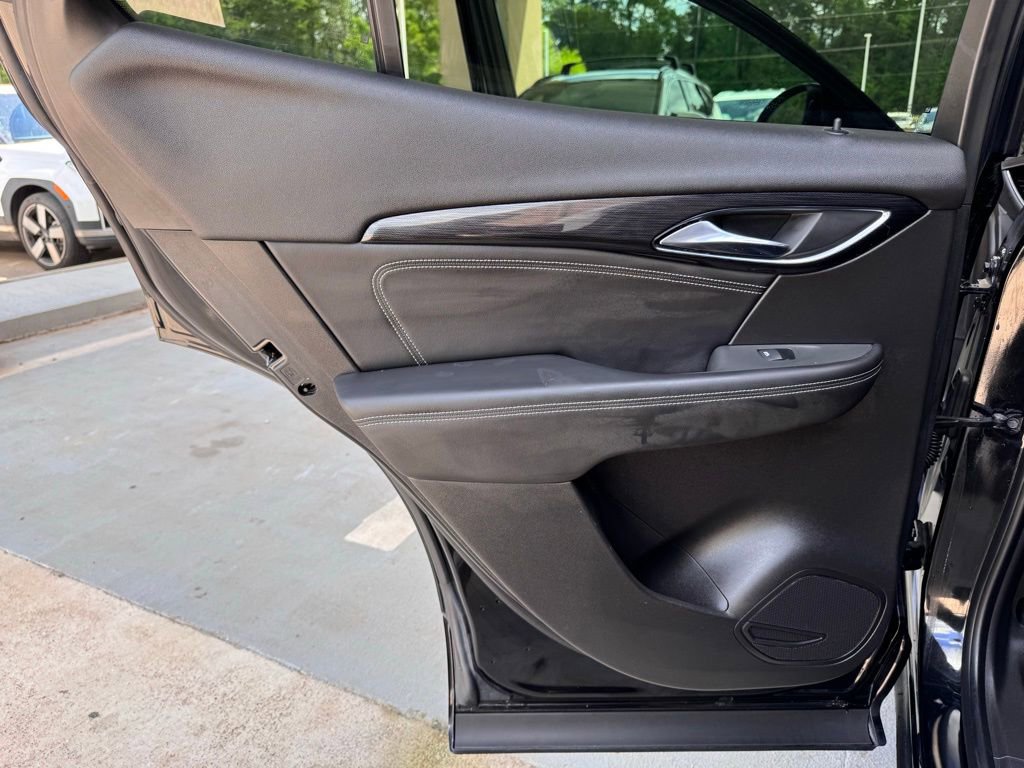 Used 2023 Buick Envision Preferred image 23