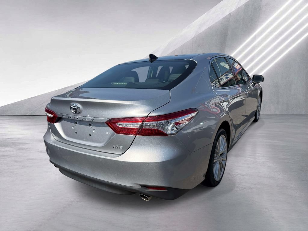 Used 2019 Toyota Camry FWD image 7