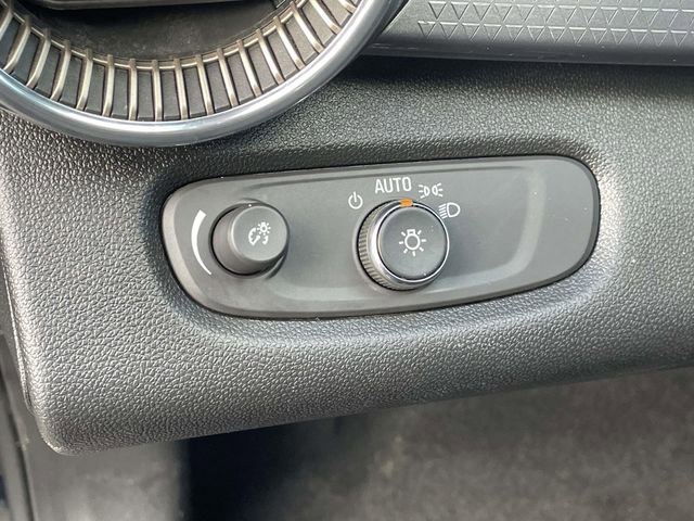 Certified 2025 Chevrolet Trax ACTIV w/ Driver Confidence Package image 17