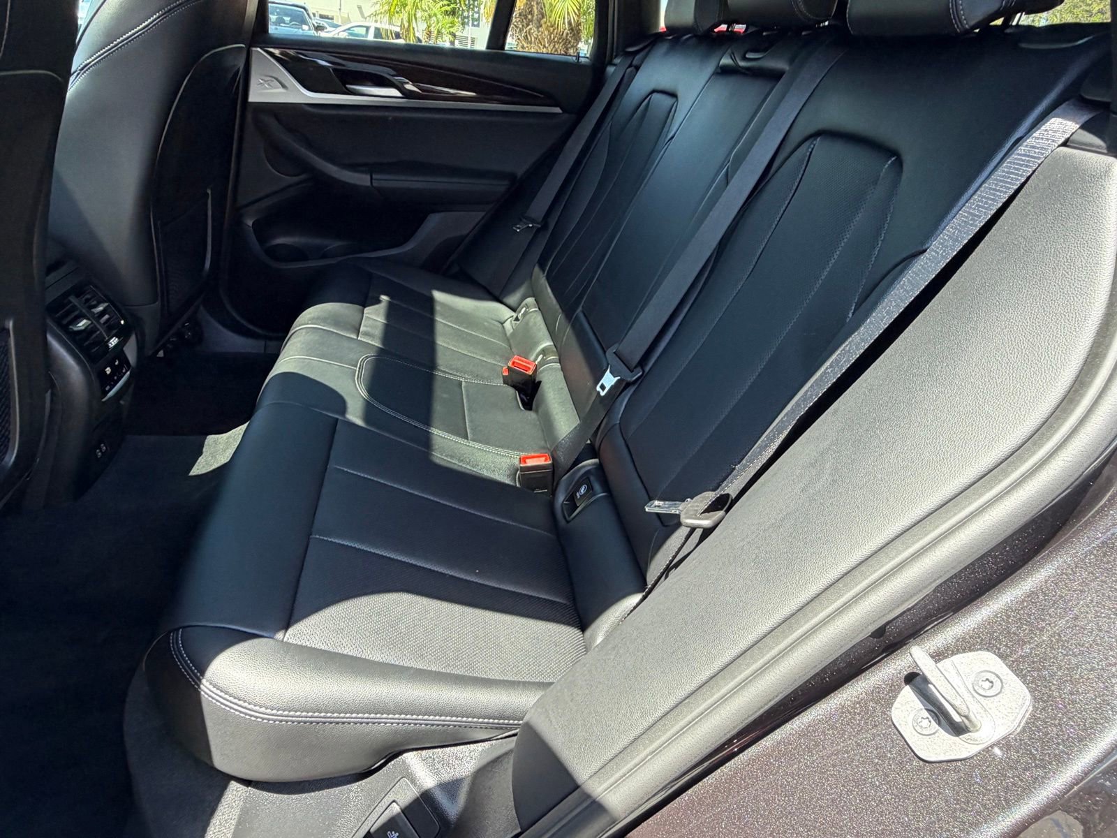 Used 2025 BMW X4 xDrive30i w/ Premium Package AWD/4WD image 29